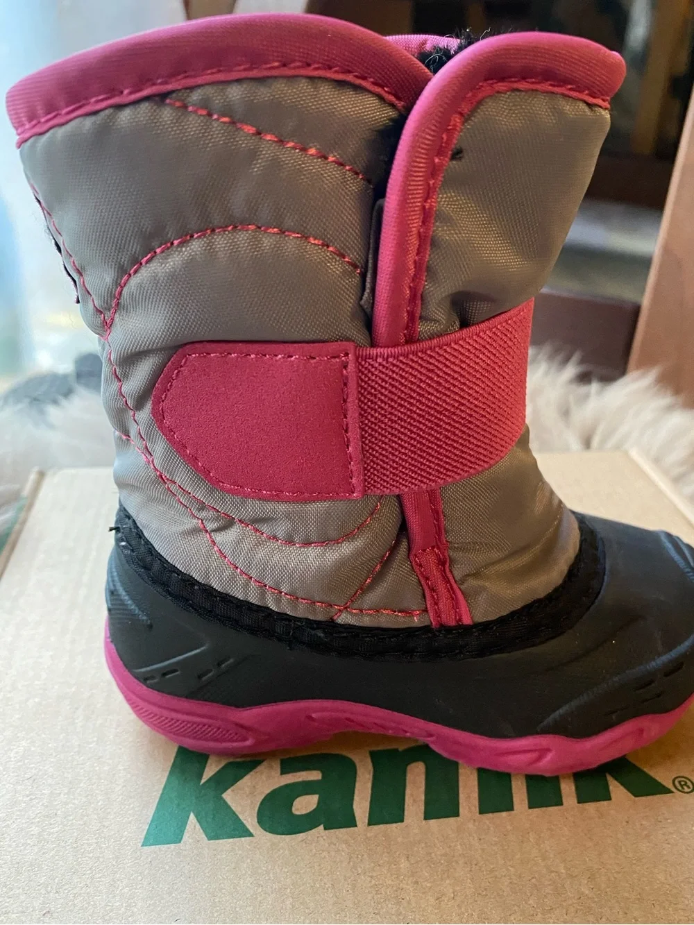 Kamik Snowbug Waterproof Pink and Gray Winter Boots, Toddler 5, NWT